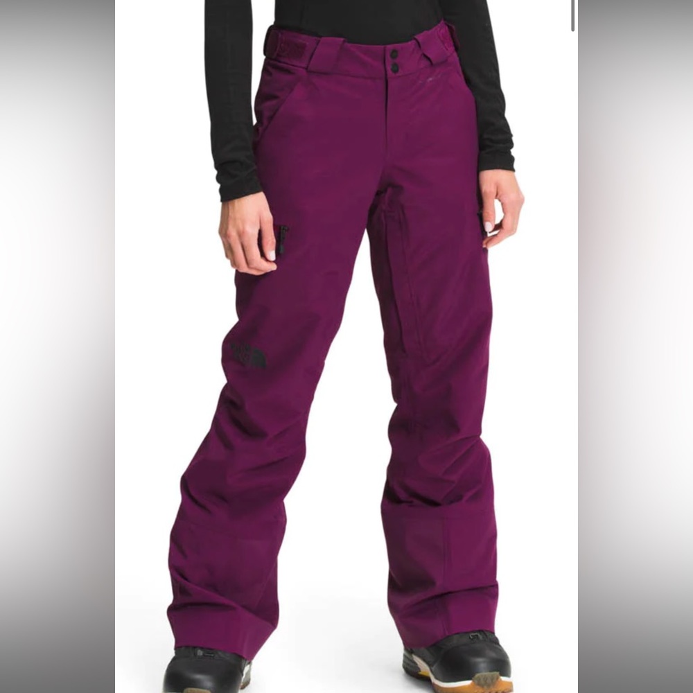 Brand new north face ski pants! Never worn w tags